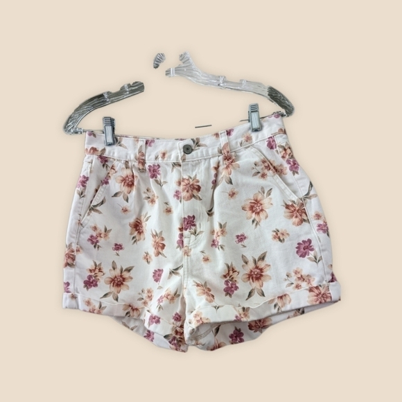 American Eagle Outfitters Cream & Peach floral print shorts Size 6 (28" waist) - Picture 3 of 7